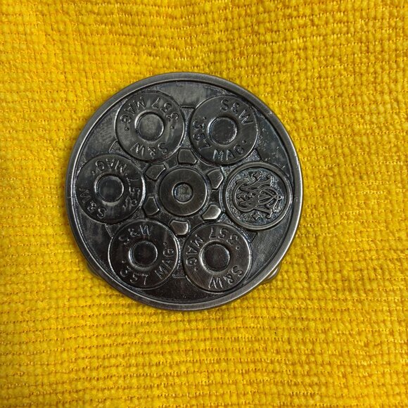 VTG 1980 Smith & Wesson .357 Magnum Revolver Cylinder Collectible Belt Buckle - Picture 2 of 7